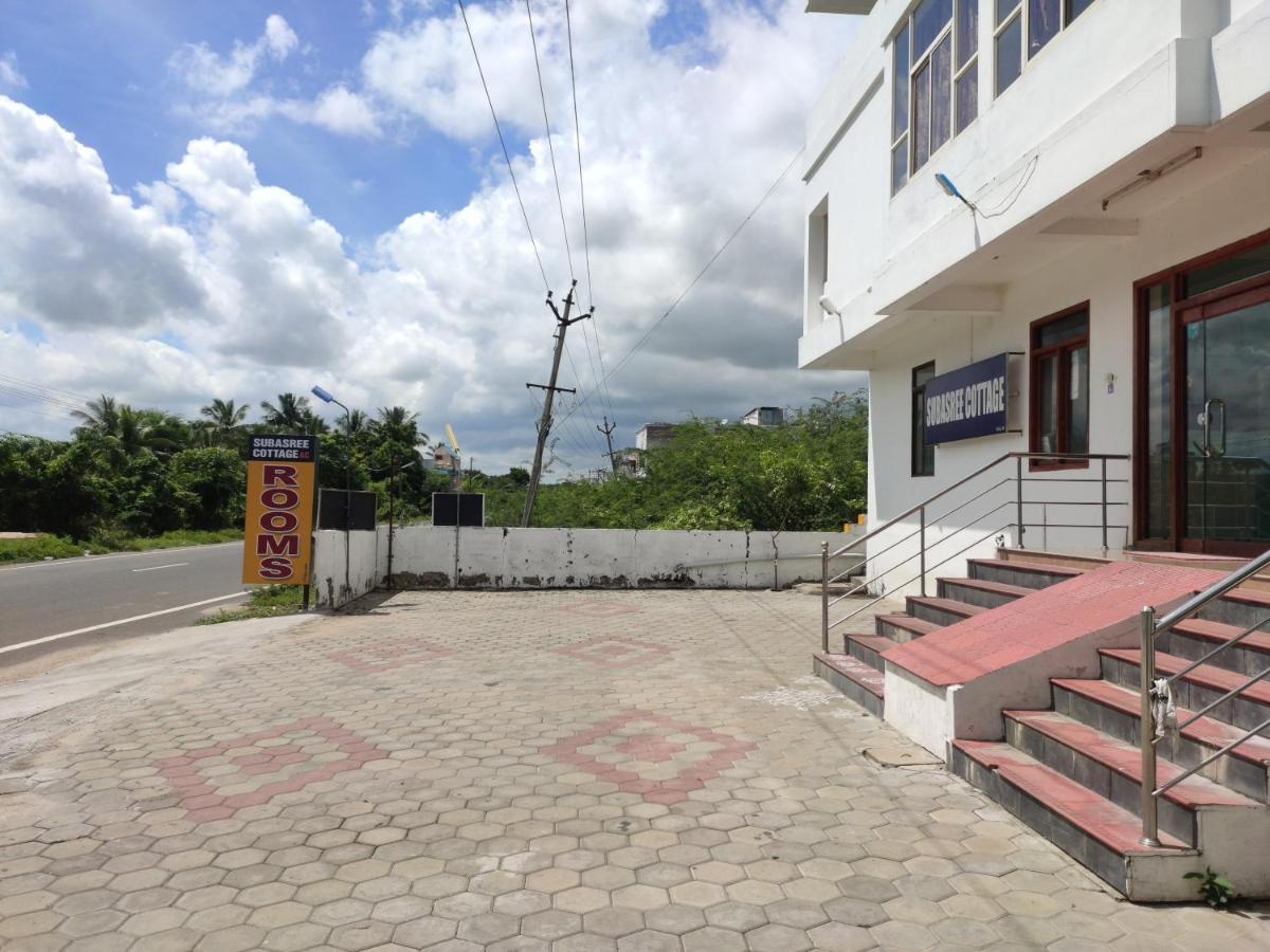 Subasree Cottage Tirunallar Екстер'єр фото