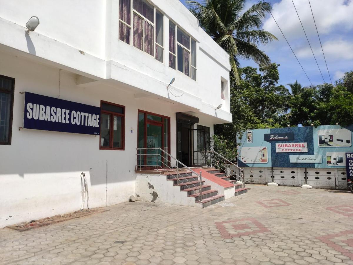 Subasree Cottage Tirunallar Екстер'єр фото